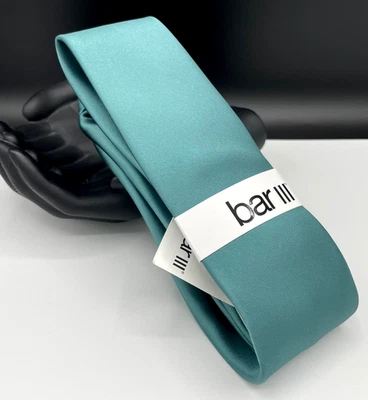 Corbata Bar III para hombre 100 % poliéster ~ verde azulado ~ sólido Logan ~ estrecha ~ nueva precio de venta sugerido por el fabricante: $55. Foto 1 de 3