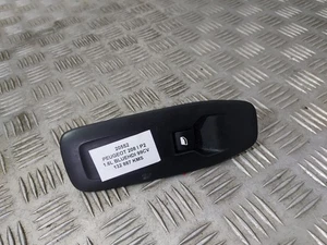 Commande Lève Vitre Avant Droit - PEUGEOT 208 I (1) PHASE II (2) - De 04-2015 - Imagen 1 de 3