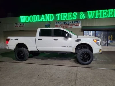 2017 Nissan Titan  - Image 1 of 4