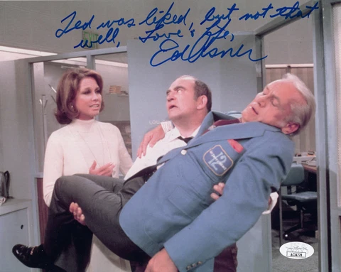ED ASNER HAND SIGNED 8x10 COLOR PHOTO      AMAZING POSE WITH TED KNIGHT      JSA Cover