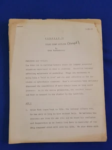 Genesis II Pilot Story Outline (Rough) de Steve Roddenberry (1972) - Imagen 1 de 3