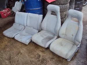 Toyota Sera 1990 Innenausstattung vorne & hinten Tuchsitze - Bild 1 von 12