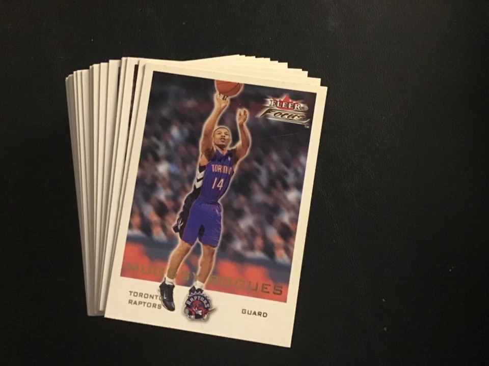 2000-01 FLEER FOCUS Basketball Base Singles You Choose ONE Card - Image 1 of 1