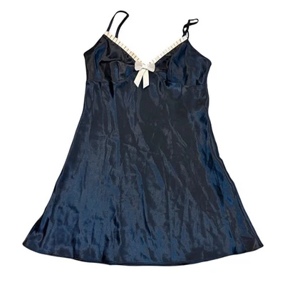 CABERNET Women's Pre-Owned Small Satin Sleeveless Bowtie Accent Black Nightgown - Image 1 of 4