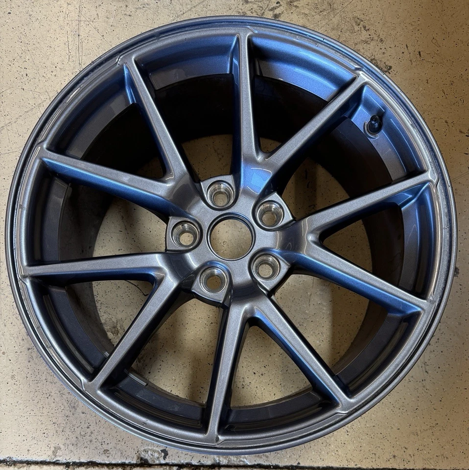 Tesla Model 3  2021  18 x 8.5 OEM  Charcoal  Rim Wheel  104426100A 95159 W11074 - Image 1 of 4