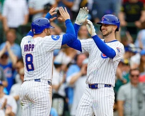 8x10 Photo KYLE TUCKER & IAN HAPP Chicago Cubs MVP All Star Gold Glove - Picture 1 of 1