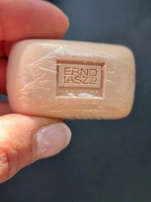 Erno Laszlo "Jabón en barra limpiadora Helityl" tamaño mini/viaje - 0,6 OZ mármol blanco  Foto 1 de 3