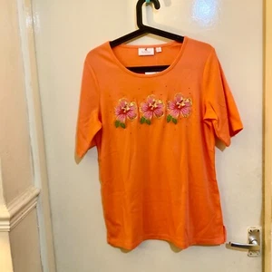 Quacker Factory By Jeanne Bice Orange T-shirt Embellished Size Small New - Picture 1 of 5
