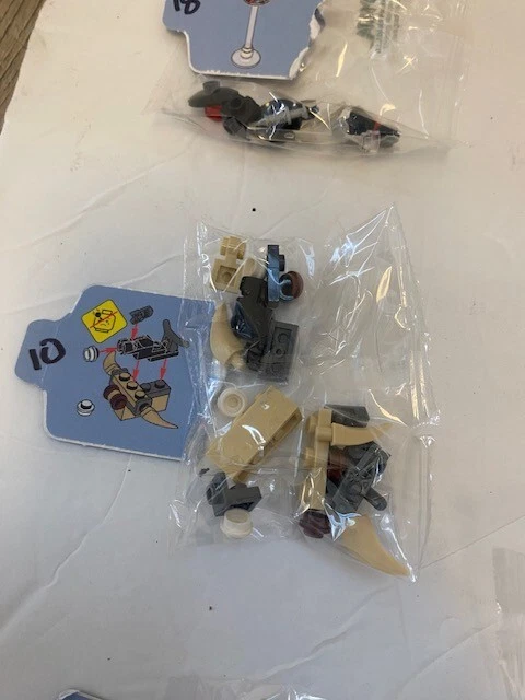 (SINGLE) Lego Advent Calendar Star Wars Disney Holiday 75307 NEW SEALED DAY 10 - Image 1 of 1