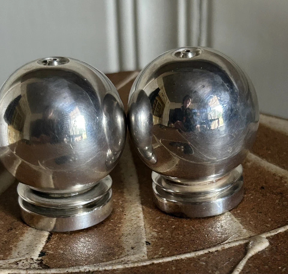 Salero y pimentero pirámide de plata esterlina Georg Jensen modelo 632 vintage Foto 1 de 4