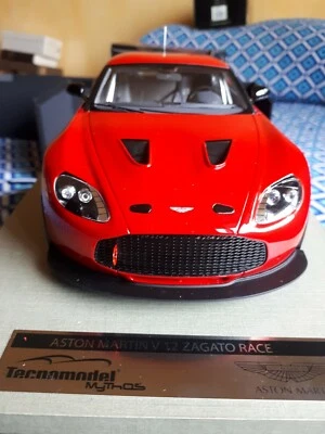 Aston Martin V12 Zagato Racing Press 2012 Red Tecnomodel 1/18 Lim.Edit. 100 Pcs - Immagine 1 di 4