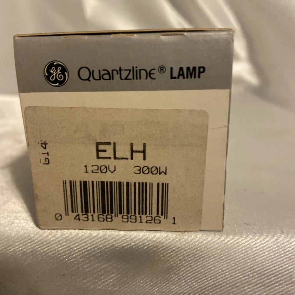 GE ELH Projector Lamp 120 Volts 300 Watts AV Photo Quartzline Bulb USA