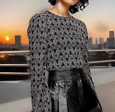 Blusa TOPSHOP Mujer US 6 Top Corto Metálico Negro Plateado Brillante Forrada de Vacaciones Foto 1 de 4