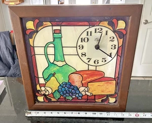 Vintage Elgin Stained Glass Quartz Wall Clock 15 x 15 Fruit Wine Cheese Tested - Picture 1 of 5