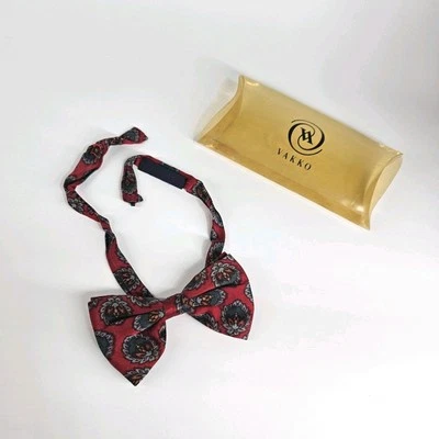 Vintage 70's Vakko Bow Tie Men's Floral 100% Silk Satin Red Premade Hook - Image 1 of 4