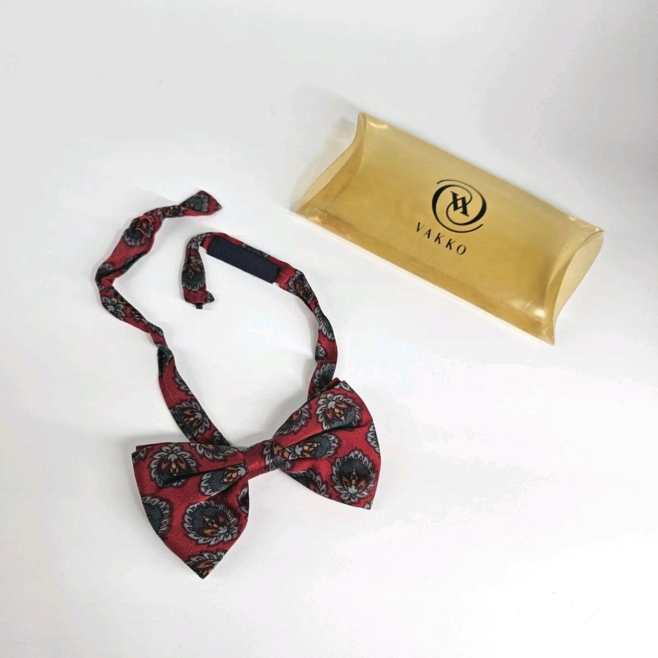 Винтажный 70-х Vakko галстук-бабочка мужской цветочный 100% шелк атласный красный готовый крюк - Изображение 1 из 4
