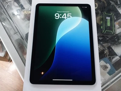 Apple iPad Air 5th Gen 256GB WiFi and Cellular (MM733X/A - A2589) - Bild 1 von 4