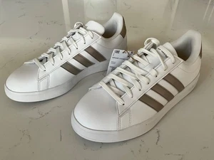 Women’s Size 9.5 Adidas Grand Court 2.0 (white/platinum metallic) - Picture 1 of 6