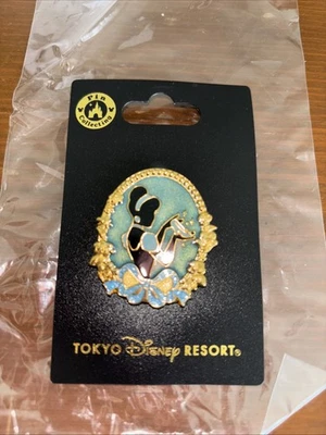 东京迪士尼度假区灰姑娘剪影徽章日本新品 — 第 1/2 张图片