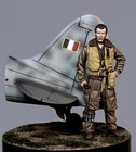 italian pilot ww2 with tail code macchi 205 with decals 1:32 scale