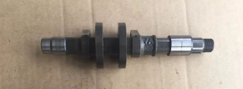 2003 Ducati ST4-S eixo de comando de admissão vertical OEM com bucha. - Imagem 1 de 4