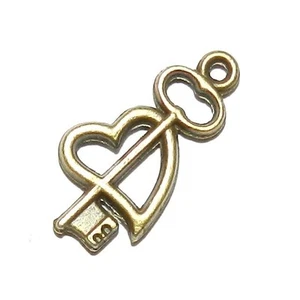 Dije colgante de metal corazón y flecha llave de bronce antiguo M941 12 piezas - Imagen 1 de 4