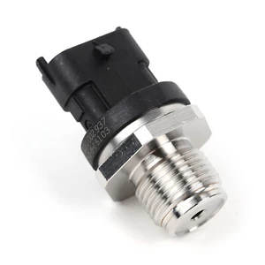 0281002937 Bosch Fuel Rail Pressure Sensor for Volvo C30 C70 S60 S80 V50 V70 V70 - Picture 1 of 7