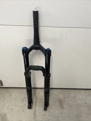 Garfo FOX Float Performance Elite 34 29" - 130mm de viagem, cônico, impulso - Imagem 1 de 4