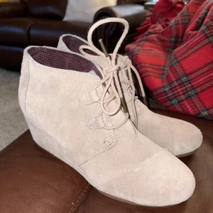Toms Damen Hyde Sand Wildleder Keilabsatz Stiefel-Größe 11 - Bild 1 von 5