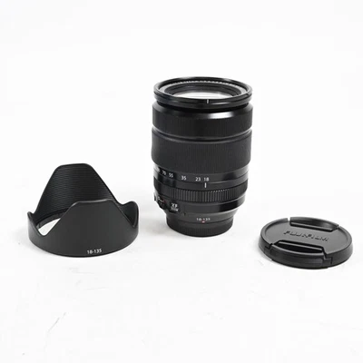 Fujifilm XF 18-135mm f3.5-5.6 Fujinon R LM OIS WR Lens #586 - Image 1 of 4