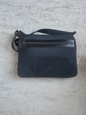 Bolso Balístico para Laptop Tumi Kalvin Negro Diseño Delgado Nuevo Con Etiquetas $395 Foto 1 de 4