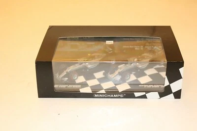 Minichamps Mercedes AMG 2016 W07 F1 World Championship 2 Car Set 1:43 412164406 - Image 1 of 4