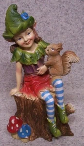 Garden Accent Extra Large Fairy on Tree Stump Lawn Decoration NEW 11" tall - Picture 1 of 4