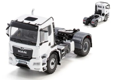 MODELLINO CAMION STATICO WIKING MAN TGS 18.510 4X4 BL 2-AXLE -TRUCK BIANCO 1:32 - Immagine 1 di 4