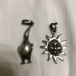 Lot Of 2 Sterling Silver Pendants - Picture 1 of 3