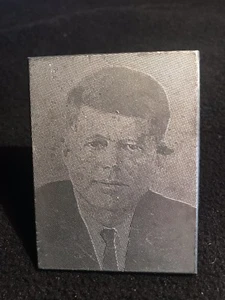 Piatto stampa giornale vintage John F. Kennedy - Foto 1 di 5
