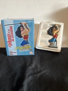 DC Direct Woman Of The DC Universe Hippolyta As  Wonder Woman Bust 0679/200 - Picture 1 of 20