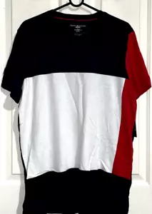 Tommy Hilfiger BNWT Mens Size Medium Sleepwear T-Shirt Navy Blue Red & White - Picture 1 of 6