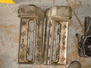 LAND ROVER DISCOVERY SERIE 3 JLR 4,4L V8 Motor PAAR WIPPENABDECKUNGEN - Bild 1 von 3