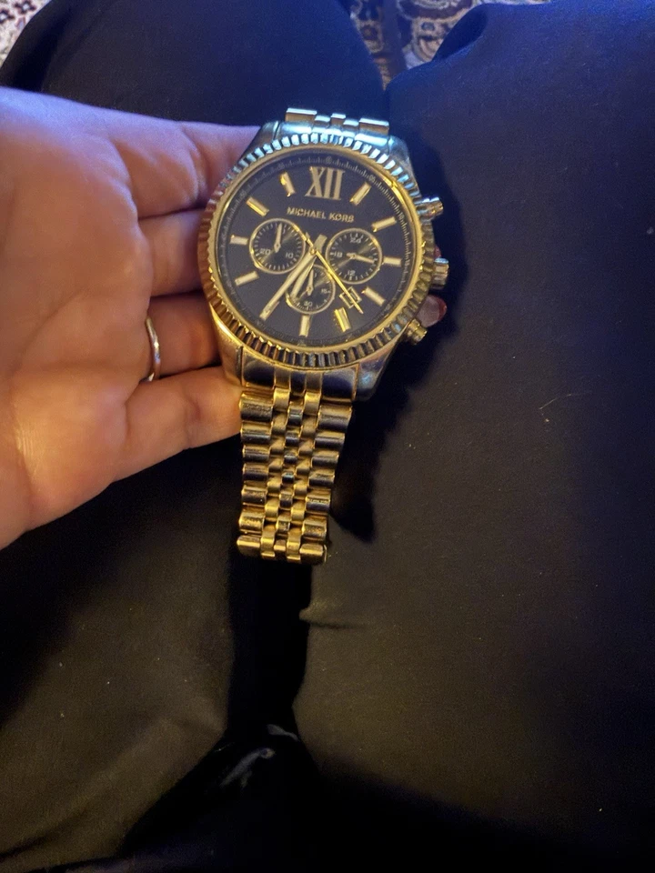 Reloj Michael Kors tono dorado Foto 1 de 4