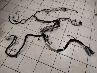 2006 Chevrolet Express/GMC Savana 2500/3500 4.8L Engine Wiring Harness 15857578 - Image 1 of 4