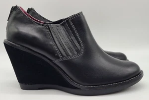 Hush Puppies Black Booties Women's Size 8.5 Boots Wedge Soft Style Heel Zip - Picture 1 of 9