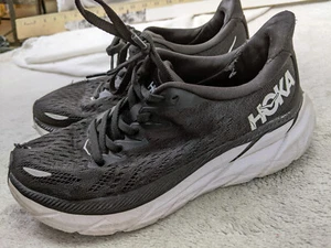 Hoka One One Clifton 8 Womens 6 B Black White Athletic Running Shoes Sneakers - Picture 1 of 12