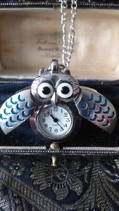 Vintage 1970-s Silver Plated Owl Quartz Watch Pendant on Chain - Fully Working! - Picture 1 of 8
