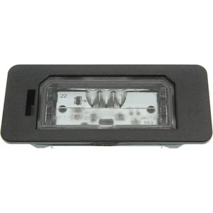 For BMW X4 2015-2018 License Plate Light Driver Or Passenger Side | Rear | CAPA - Picture 1 of 7