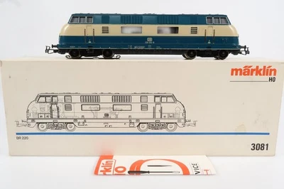 Märklin 3081 Diesellok BR 220 012-9 der DB H0 neuw. in OVP #G3 - Bild 1 von 4