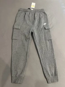 Dark Grey Nike Sportswear Club Fleece Cargo Joggers Men’s Size Small - Picture 1 of 6
