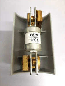 Eaton 200MJ30-7 200A "J-type" 200 amp fuse + WT Henley 51625 carrier holder - Picture 1 of 8