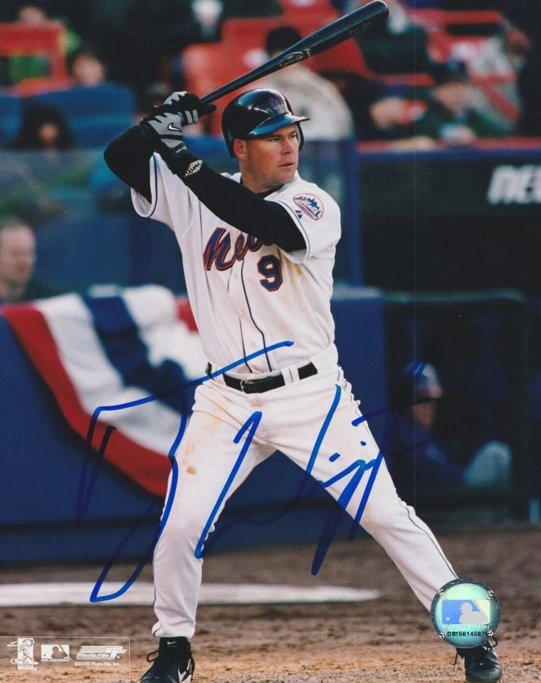 Ty Wigginton Autographed 8x10 New York Mets F133 - Image 1 of 1