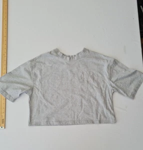 Ladies Cropped Top Everlast Size 8 Short Sleeve Grey 1378 - Picture 1 of 13